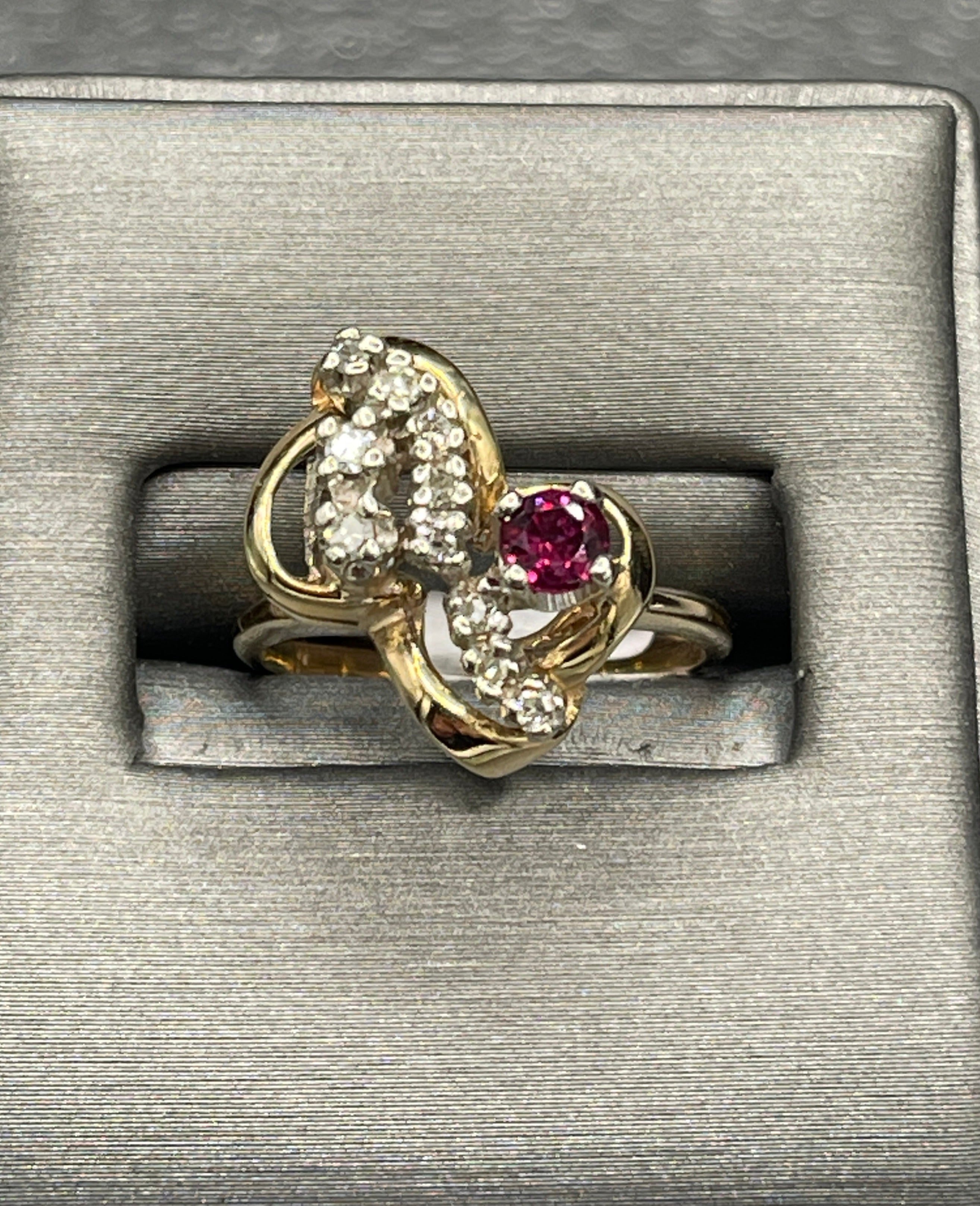 Low Dome Yellow Gold Filigree 1920s Art Deco Antique Ruby Ring — Antique  Jewelry Mall